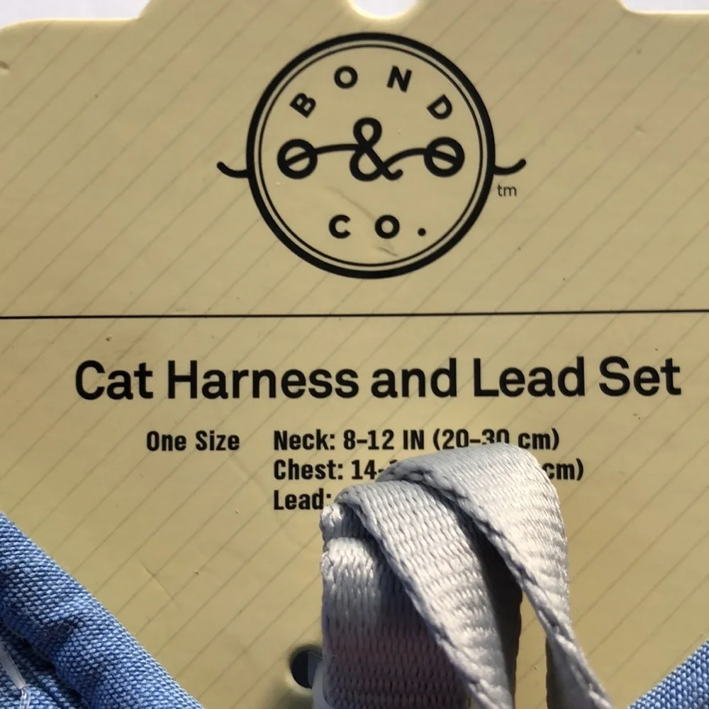 NWT cat harness leash set
